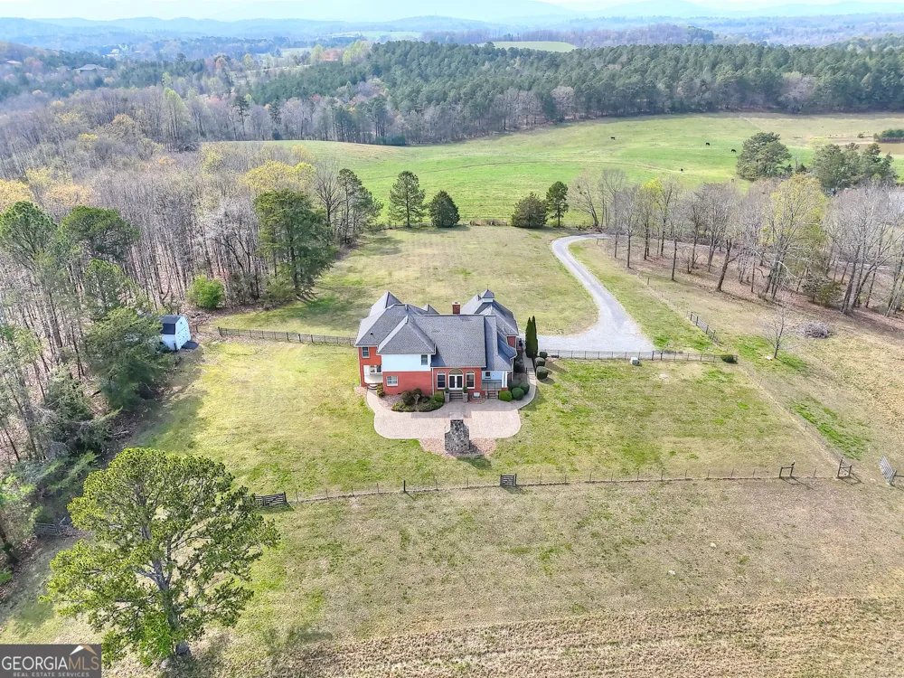 139 Harris LN LaFayette, GA 30728