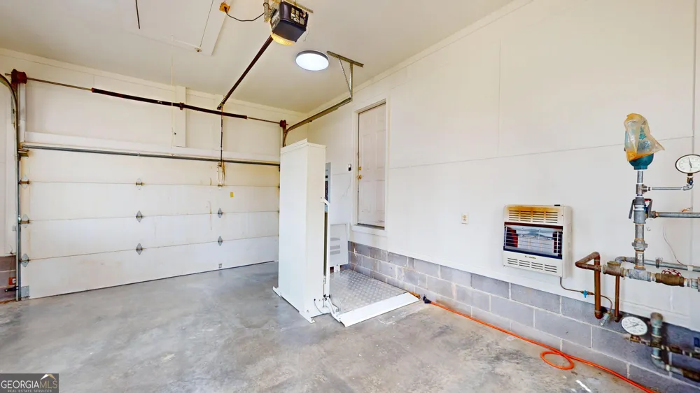 139 Harris LN LaFayette, GA 30728