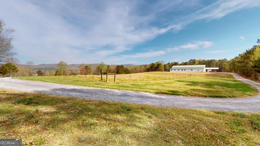 139 Harris LN LaFayette, GA 30728