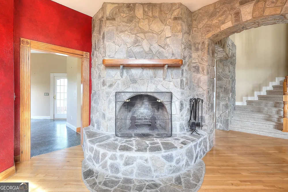 139 Harris LN LaFayette, GA 30728