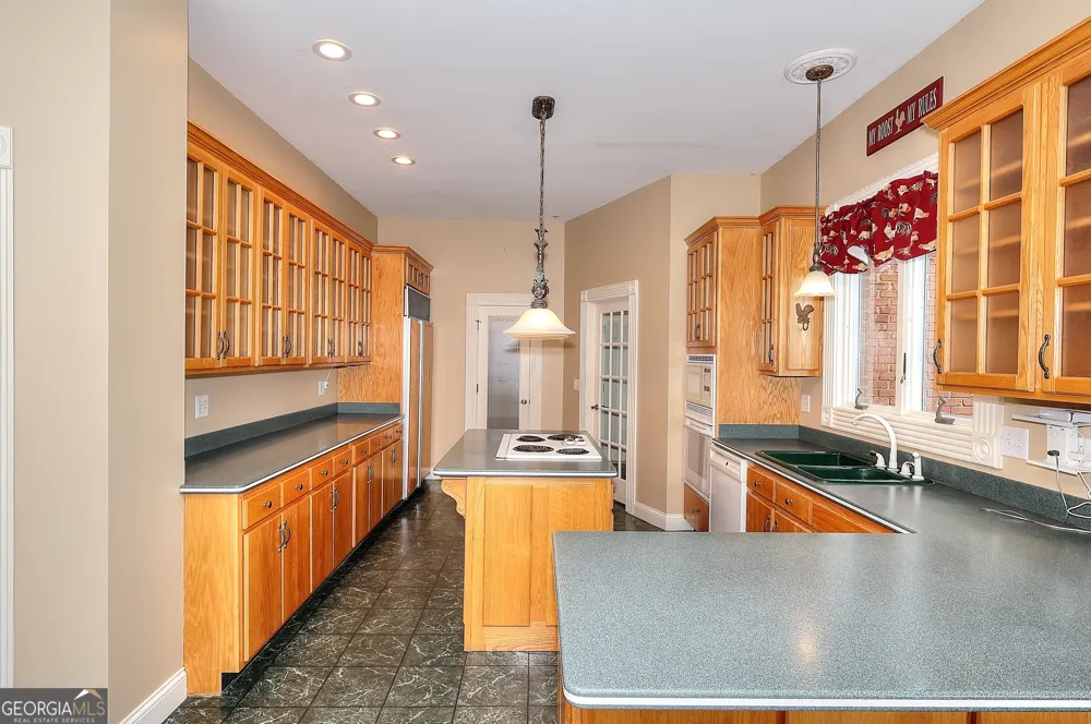 139 Harris LN LaFayette, GA 30728