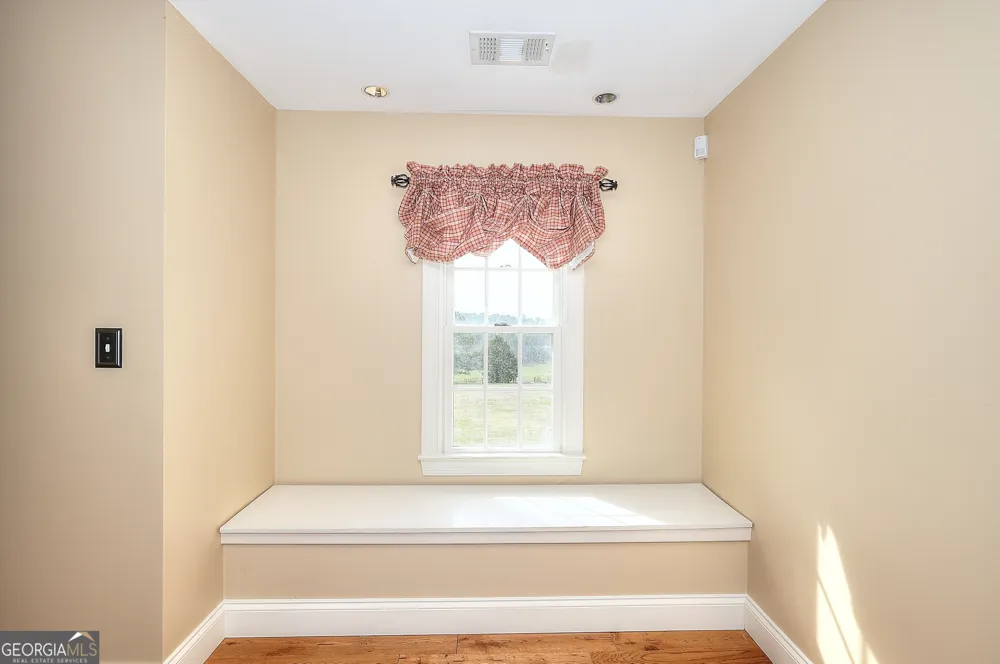 139 Harris LN LaFayette, GA 30728