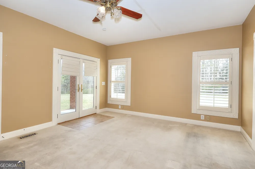 139 Harris LN LaFayette, GA 30728