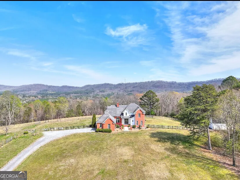 139 Harris LN LaFayette, GA 30728