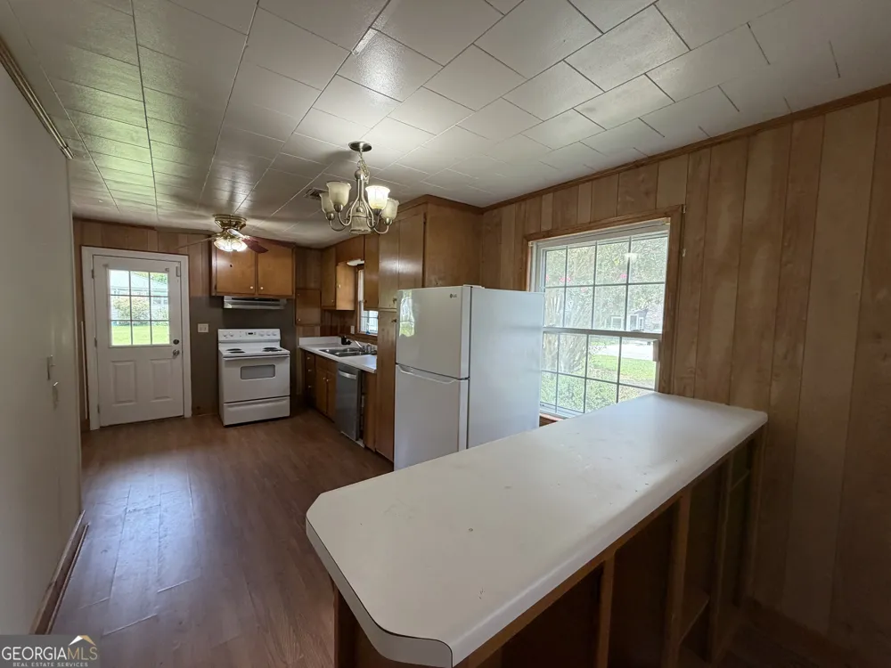 230 Glendale DR Hartwell, GA 30643