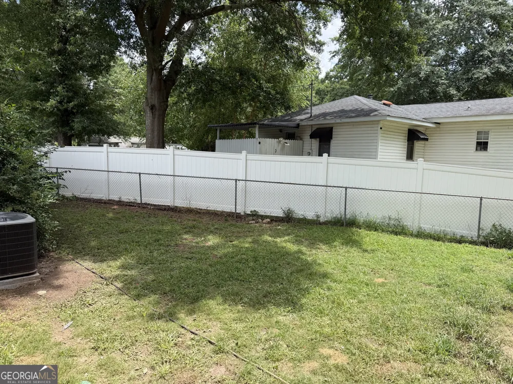 230 Glendale DR Hartwell, GA 30643