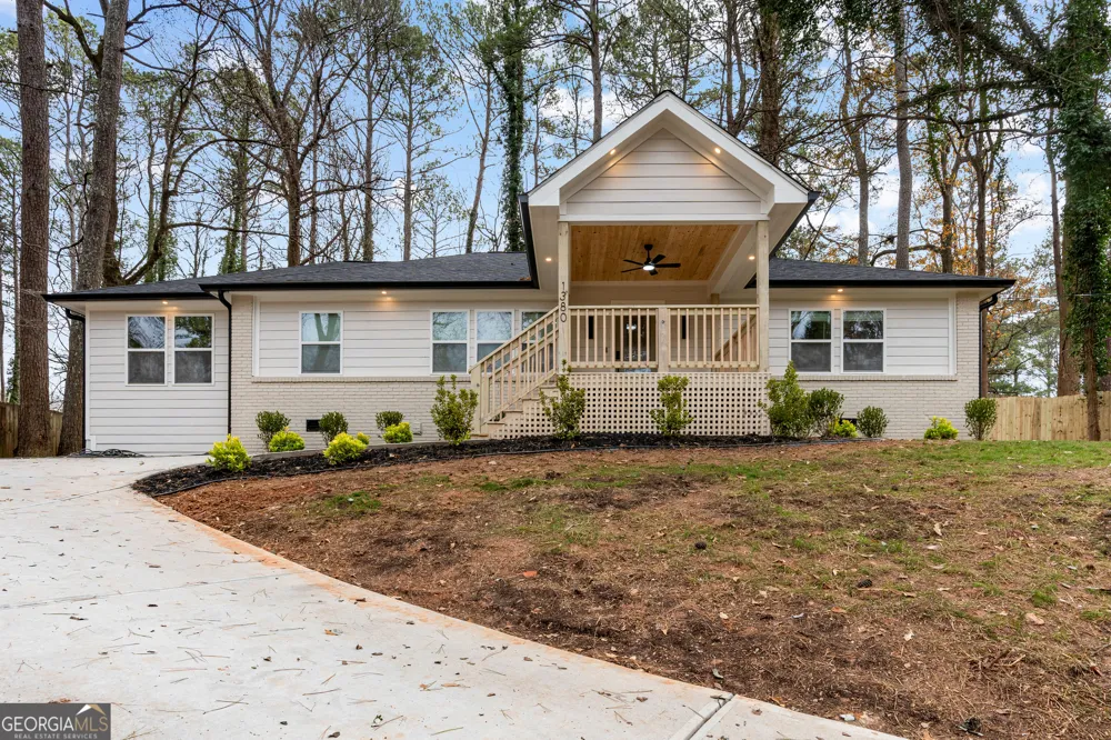 1380 Dogwood CIR SE Smyrna, GA 30080