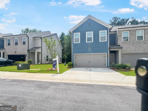 6631 Wyndall DR