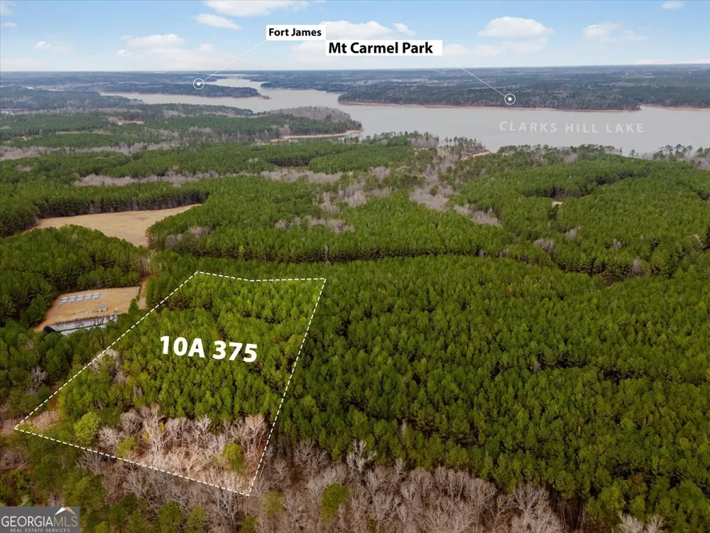 1004 Hesters Ferry RD Tignall, GA 30668