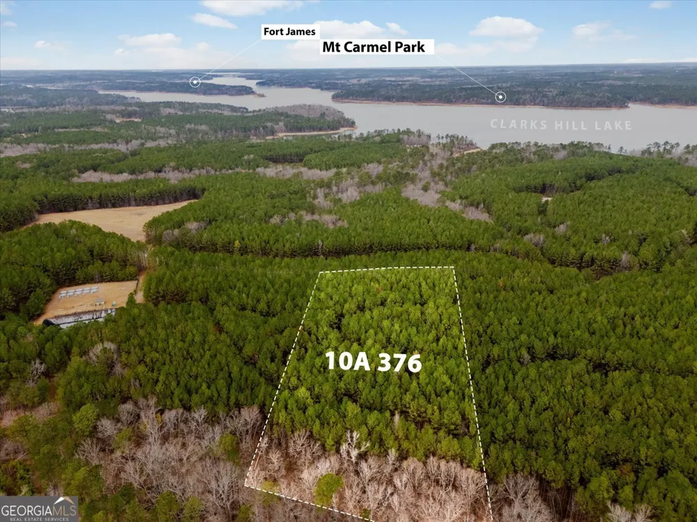 1020 Hesters Ferry RD Tignall, GA 30668