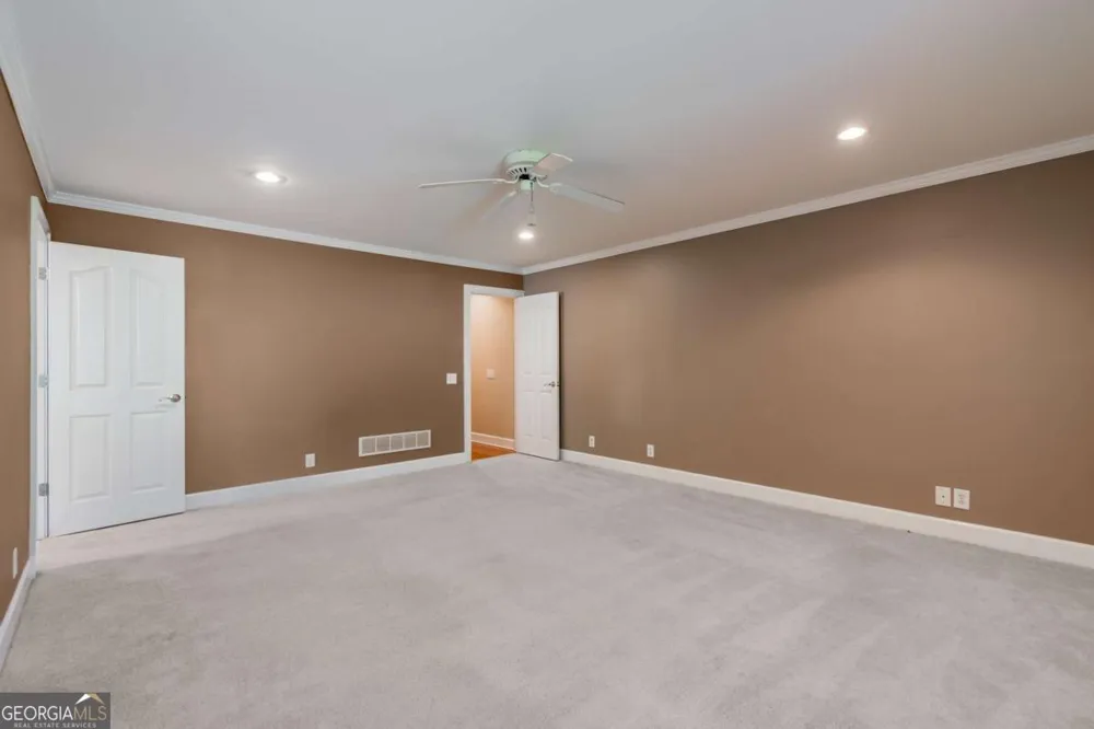 6628 Windvane PT Clermont, GA 30527