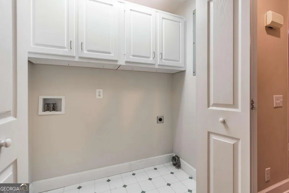 6628 Windvane PT Clermont, GA 30527