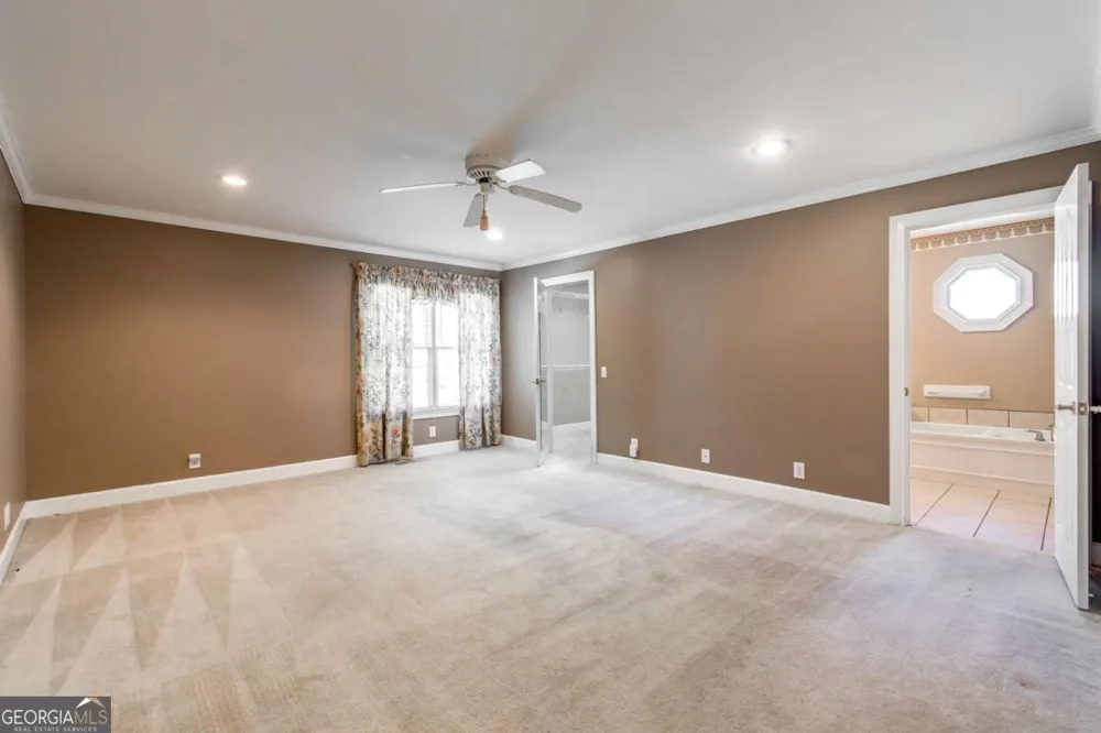 6628 Windvane PT Clermont, GA 30527