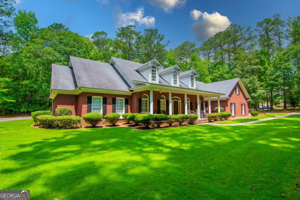 890 Piedmont Lake RD Pine Mountain, GA 31822