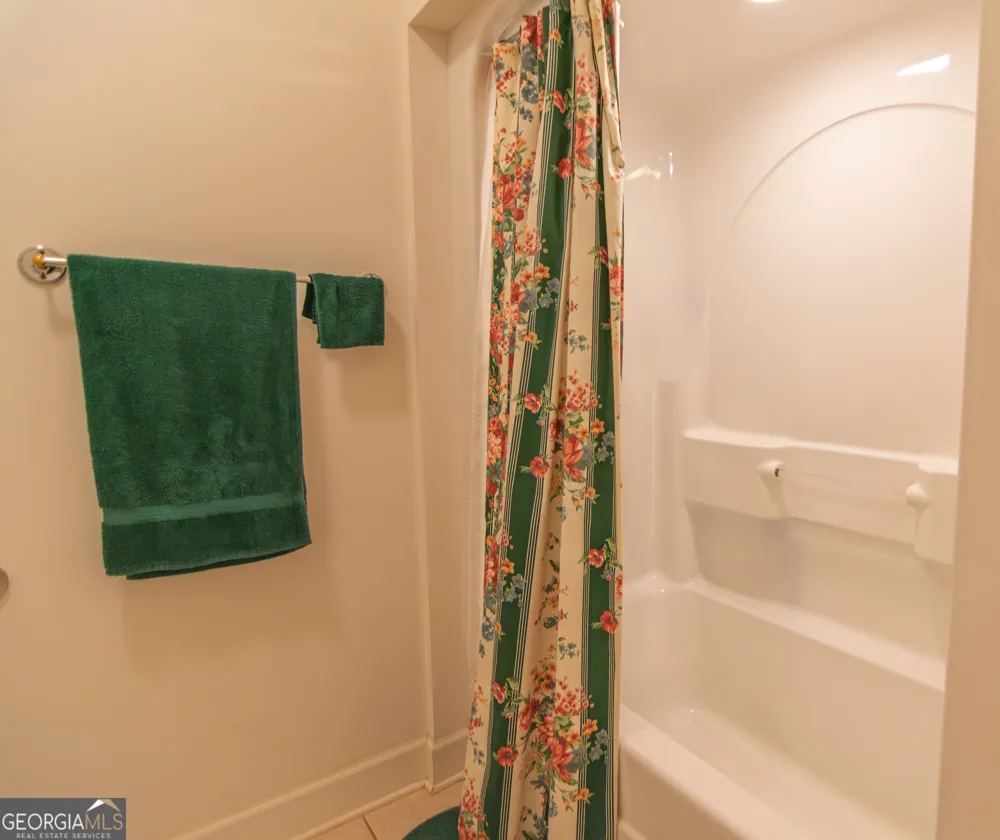 890 Piedmont Lake RD Pine Mountain, GA 31822