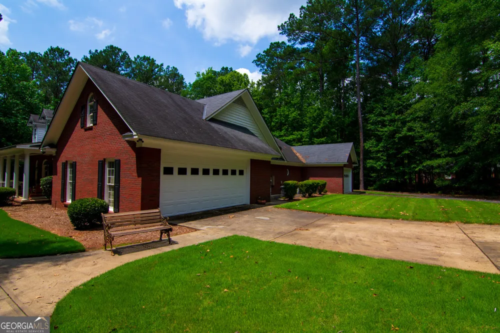 890 Piedmont Lake RD Pine Mountain, GA 31822