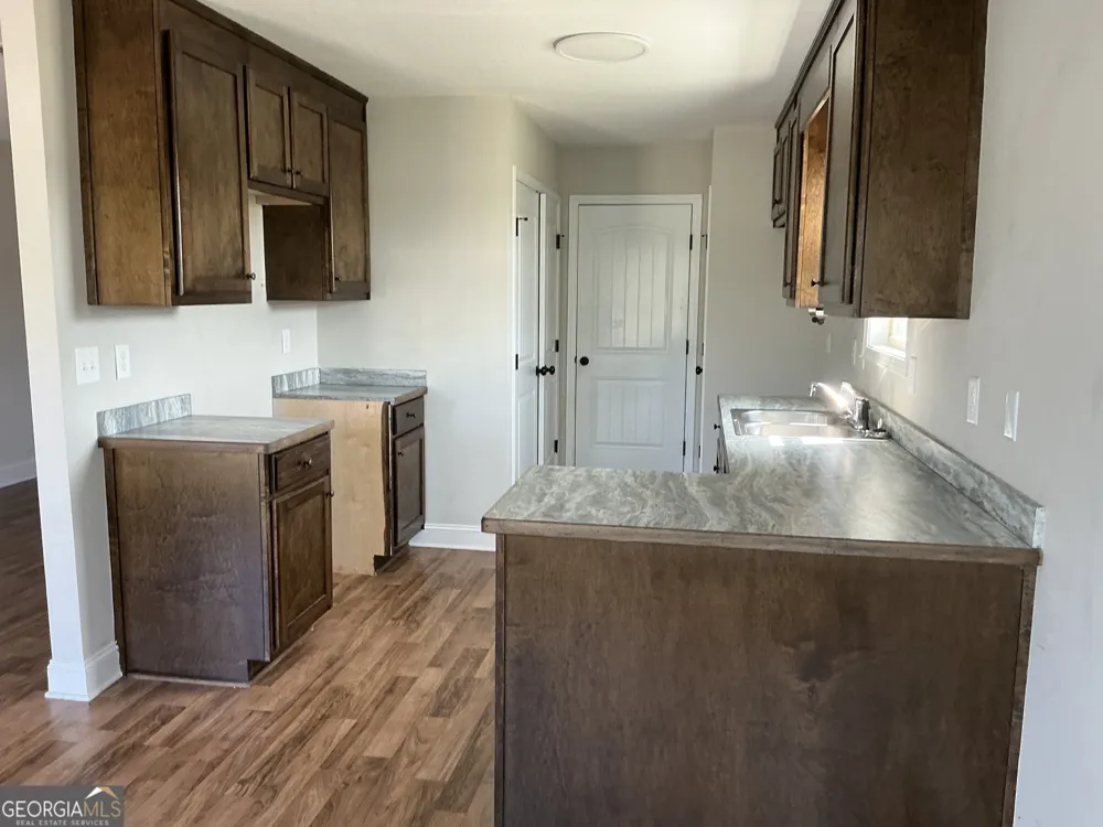 21 Ridgeview LN Lavonia, GA 30553