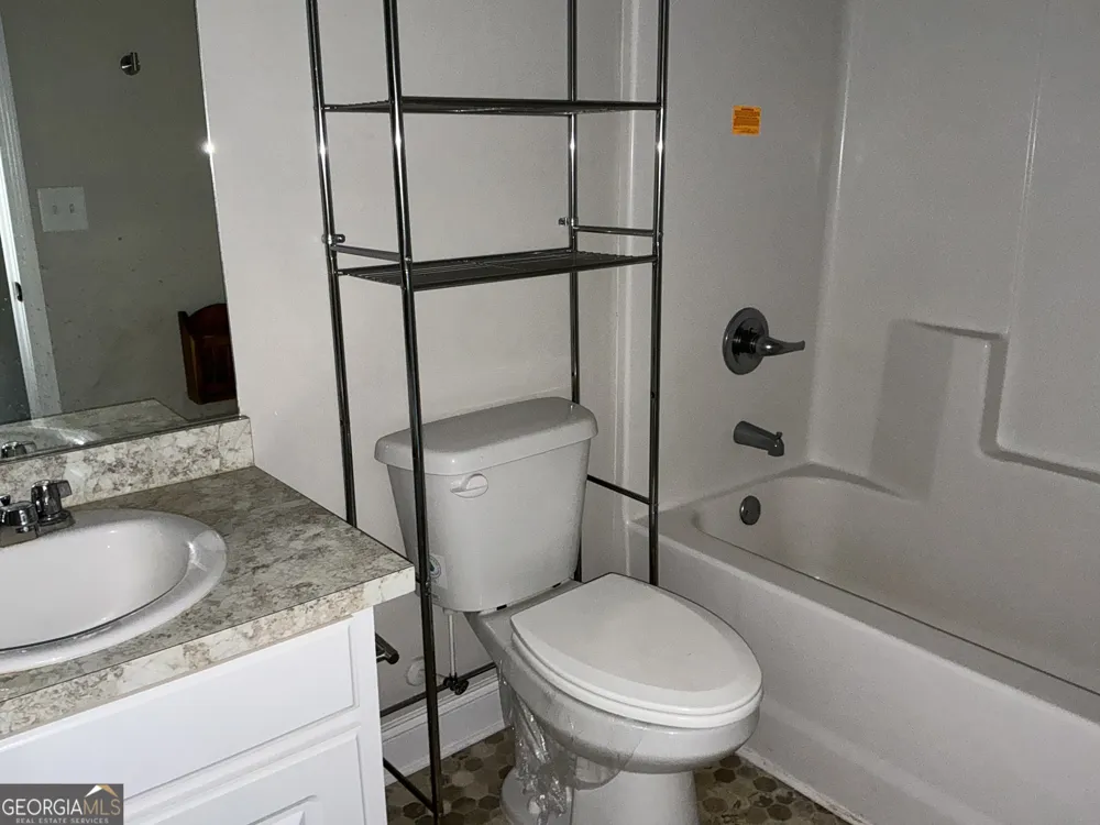21 Ridgeview LN Lavonia, GA 30553