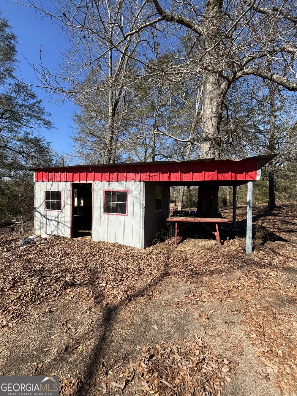 9694 Broad ST Avera, GA 30803