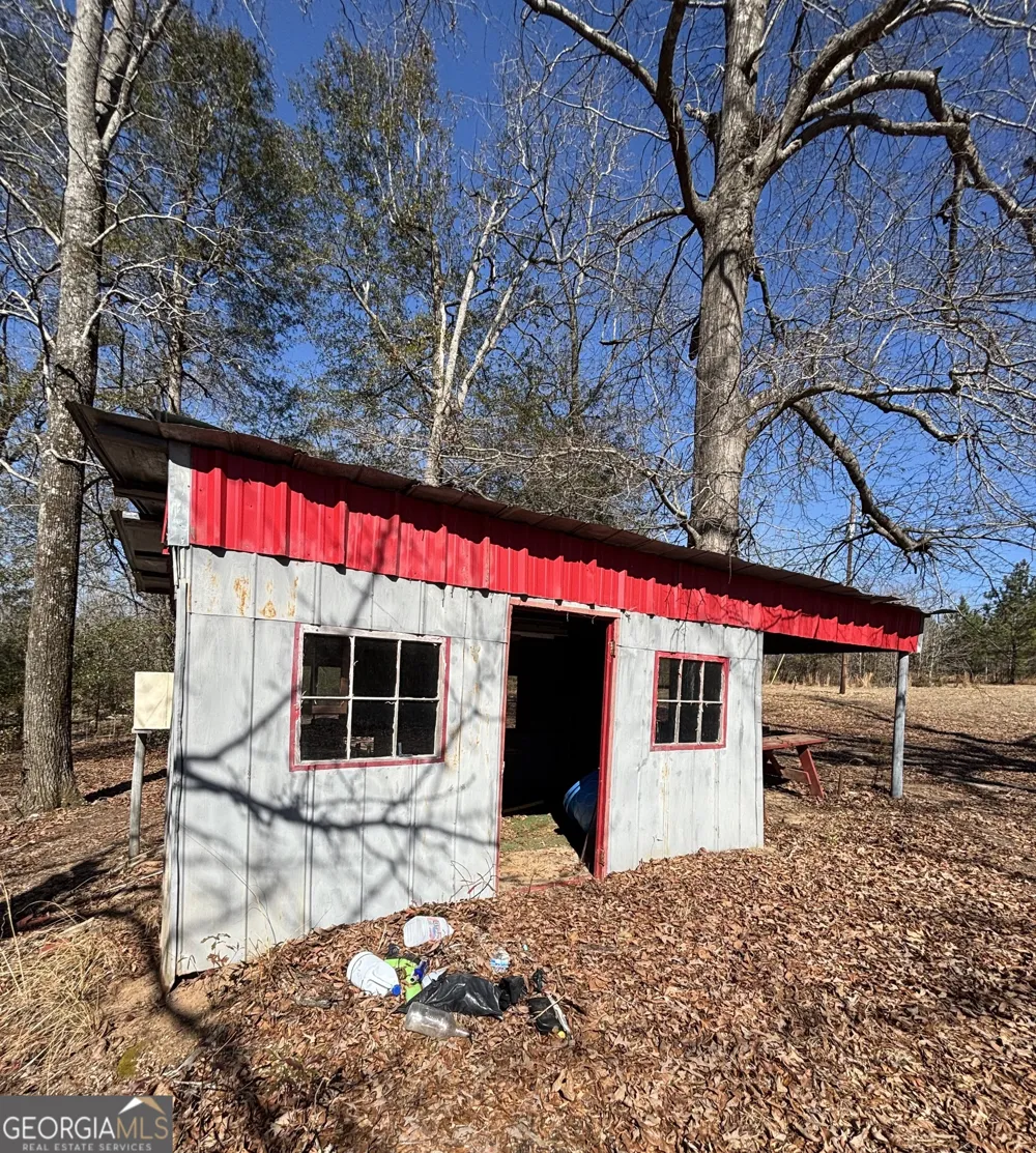 9694 Broad ST Avera, GA 30803