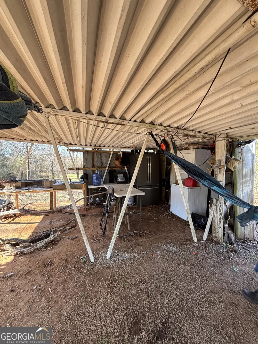 9694 Broad ST Avera, GA 30803