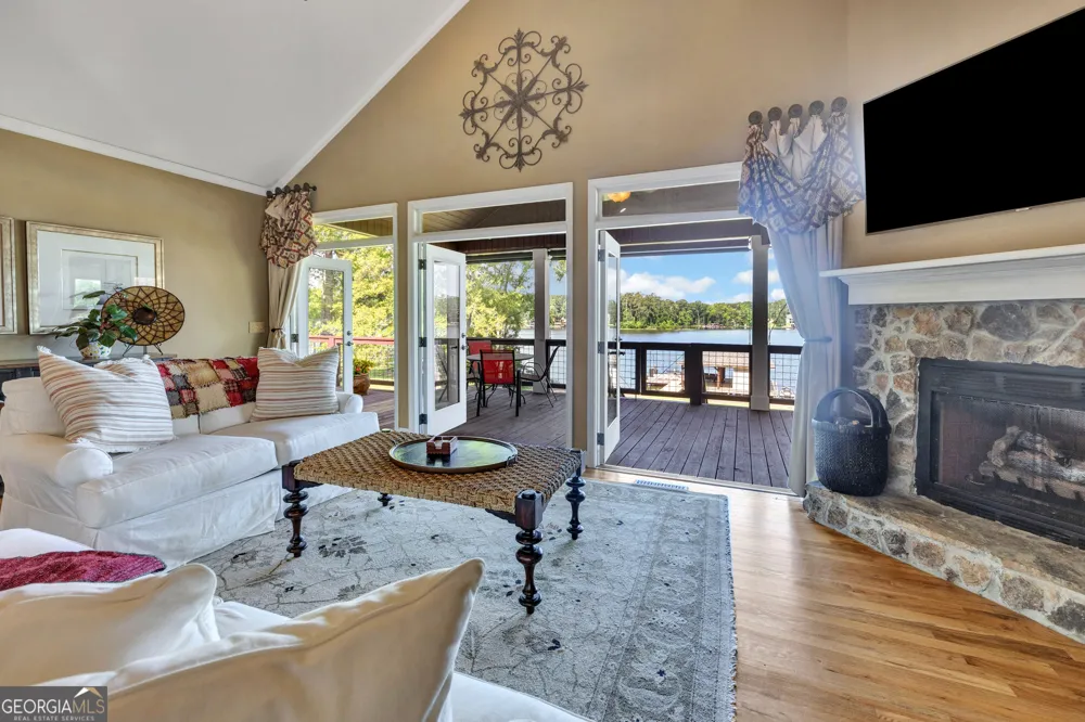 167 N Steel Bridge RD Eatonton, GA 31024