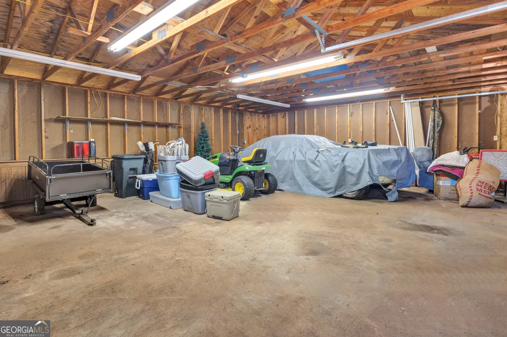 167 N Steel Bridge RD Eatonton, GA 31024