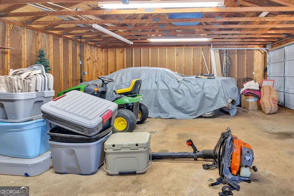 167 N Steel Bridge RD Eatonton, GA 31024