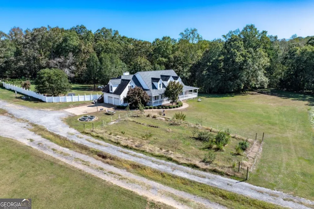 422 Blessings LN Nicholson, GA 30565