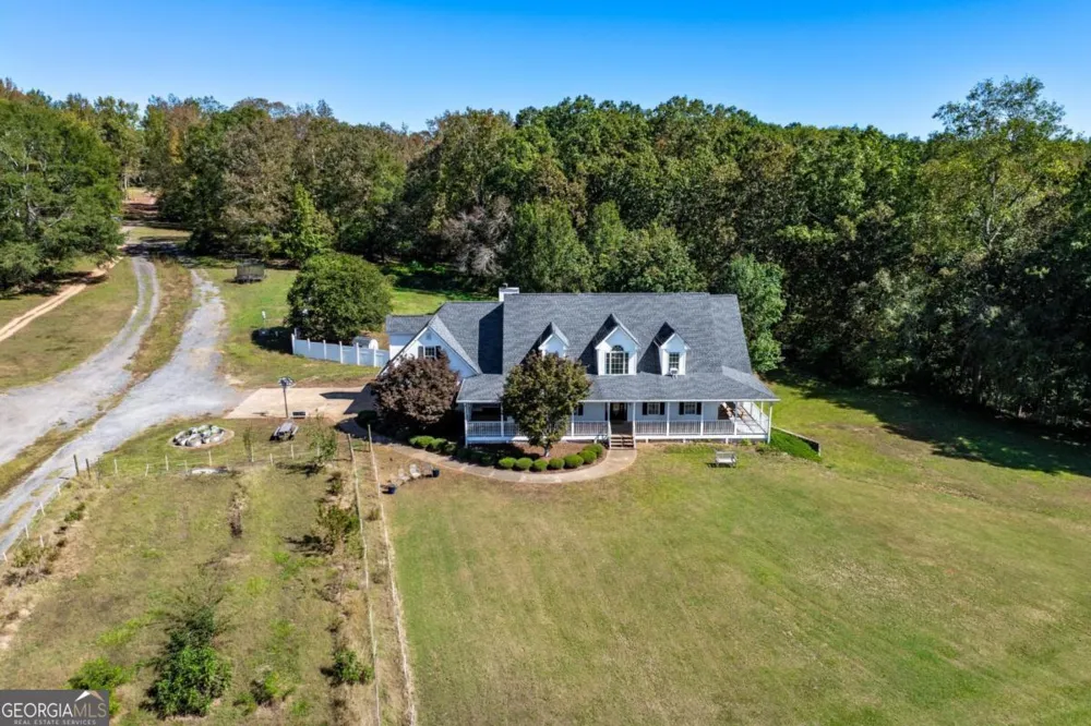 422 Blessings LN Nicholson, GA 30565