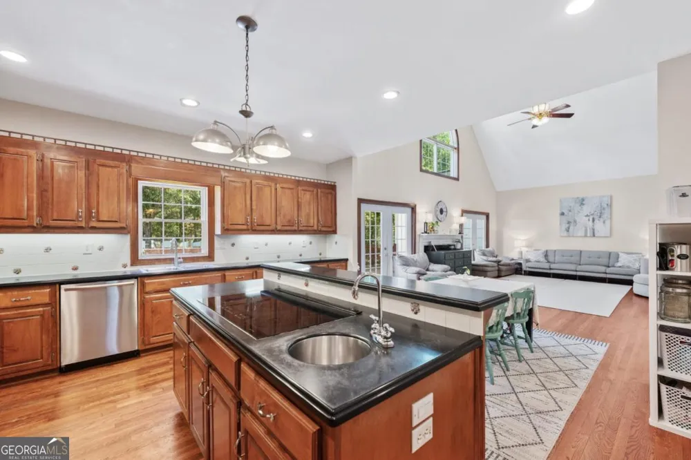 422 Blessings LN Nicholson, GA 30565
