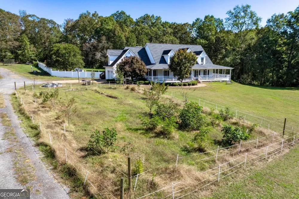 422 Blessings LN Nicholson, GA 30565