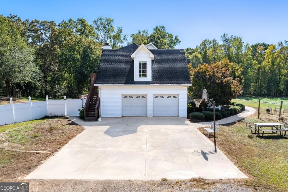 422 Blessings LN Nicholson, GA 30565