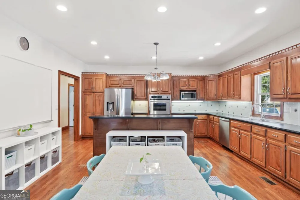 422 Blessings LN Nicholson, GA 30565