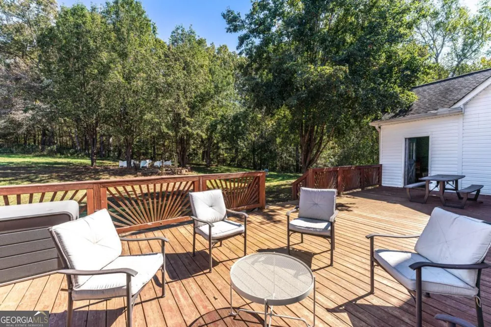 422 Blessings LN Nicholson, GA 30565