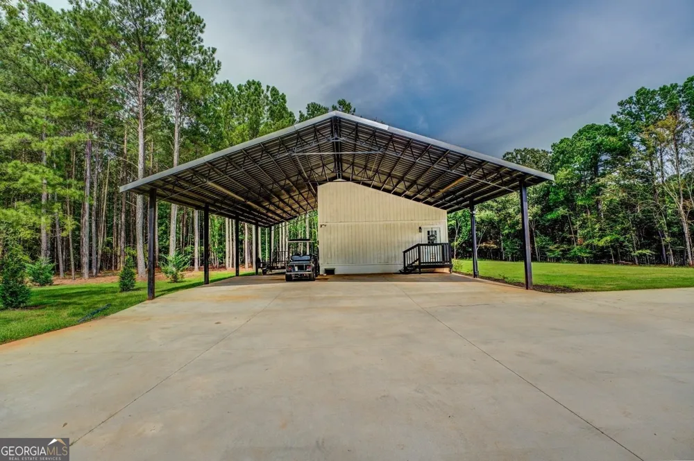 3060 Eatonton RD Madison, GA 30650