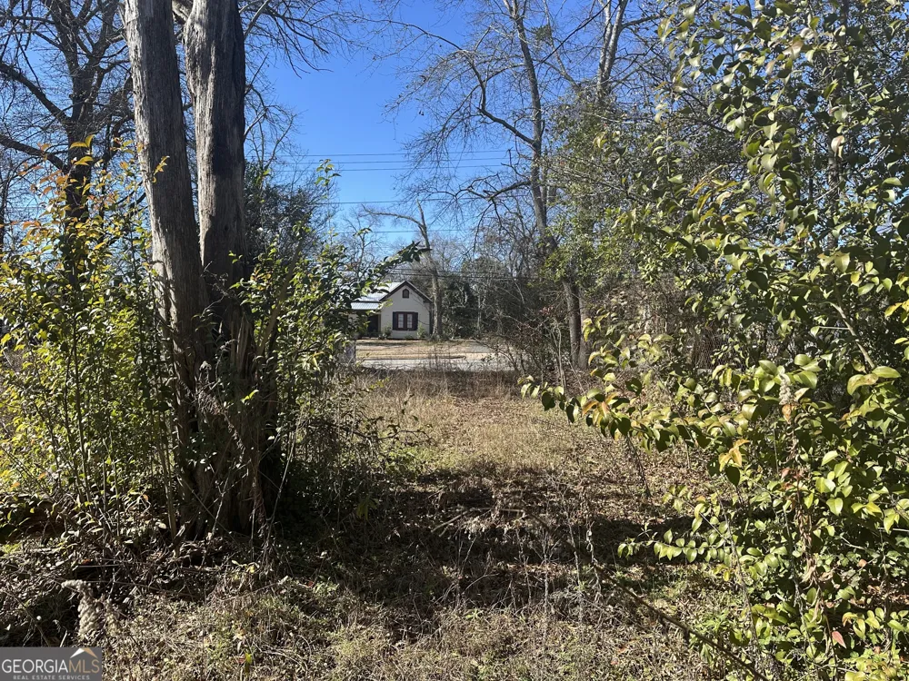 921 N Jefferson ST Milledgeville, GA 31061