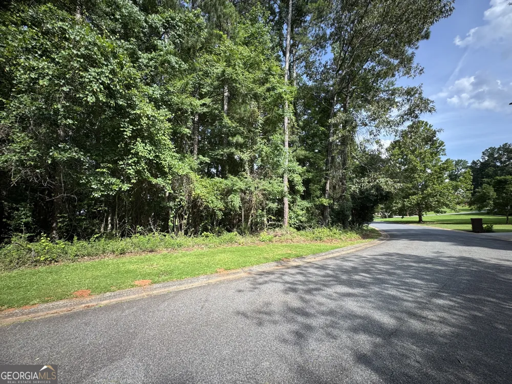 409 Cambridge CT Macon, GA 31220