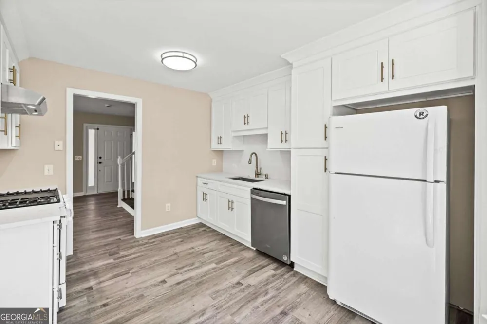 228 Hawkins Farm CIR Ball Ground, GA 30107