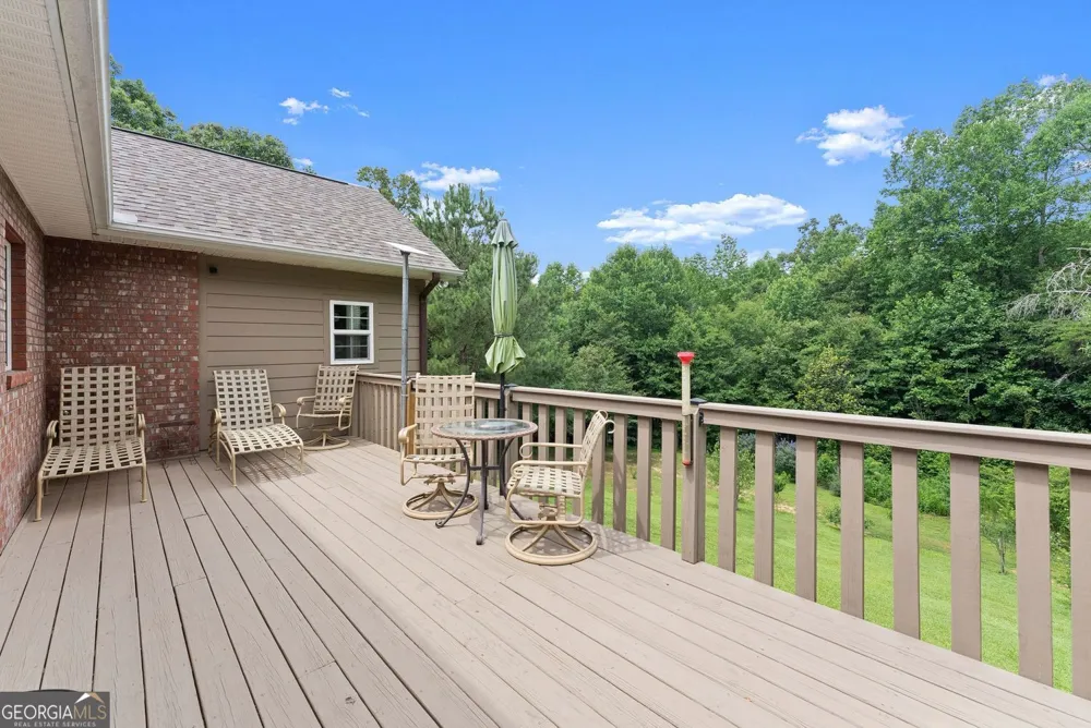 1020 Easy ST Toccoa, GA 30577