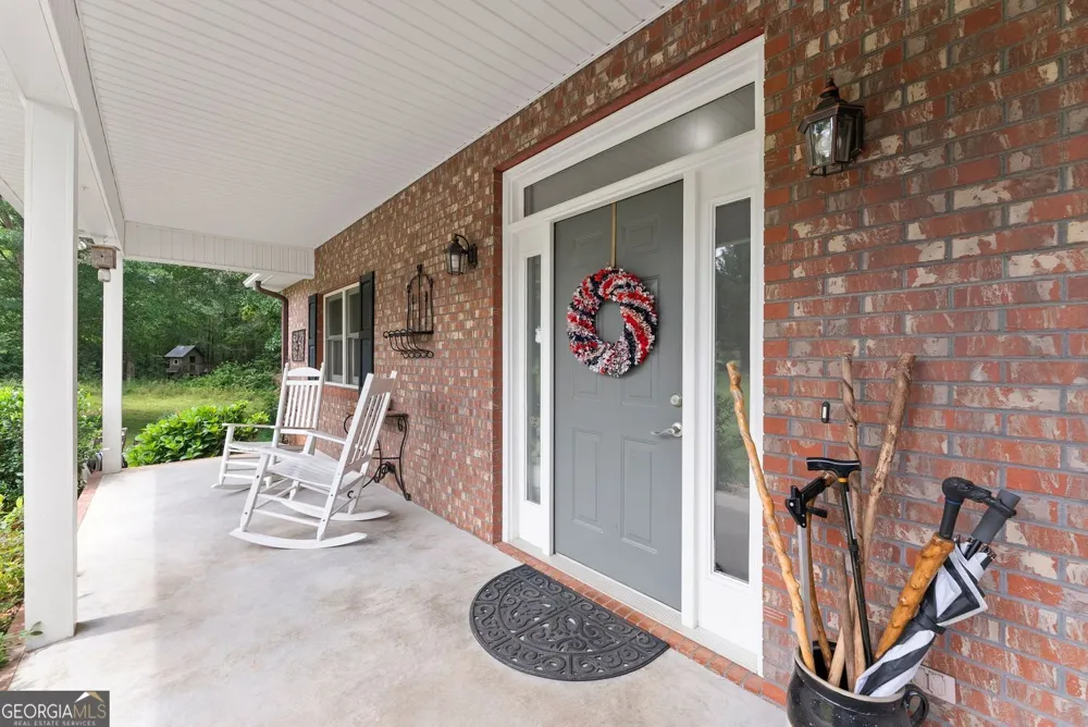 1020 Easy ST Toccoa, GA 30577