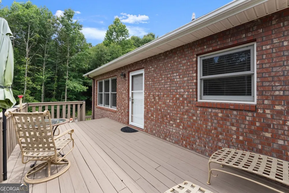 1020 Easy ST Toccoa, GA 30577
