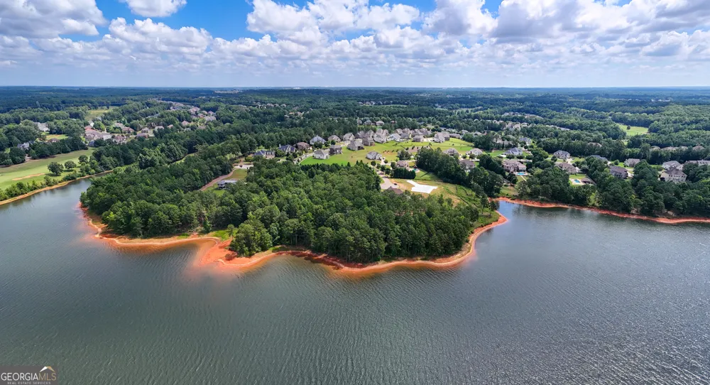 1802 Lake Pointe CIR Locust Grove, GA 30248