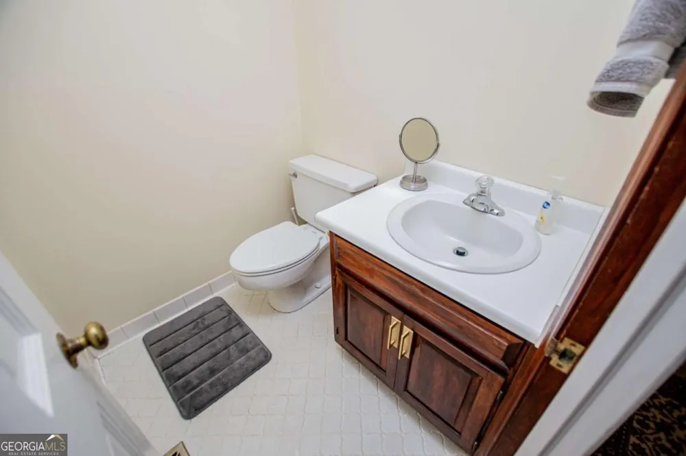 203 S Ole Hickory TRL Carrollton, GA 30117