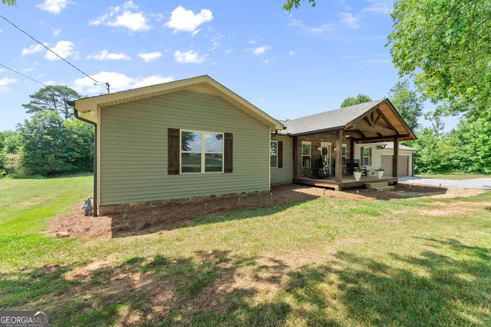 160 Main ST Clermont, GA 30527