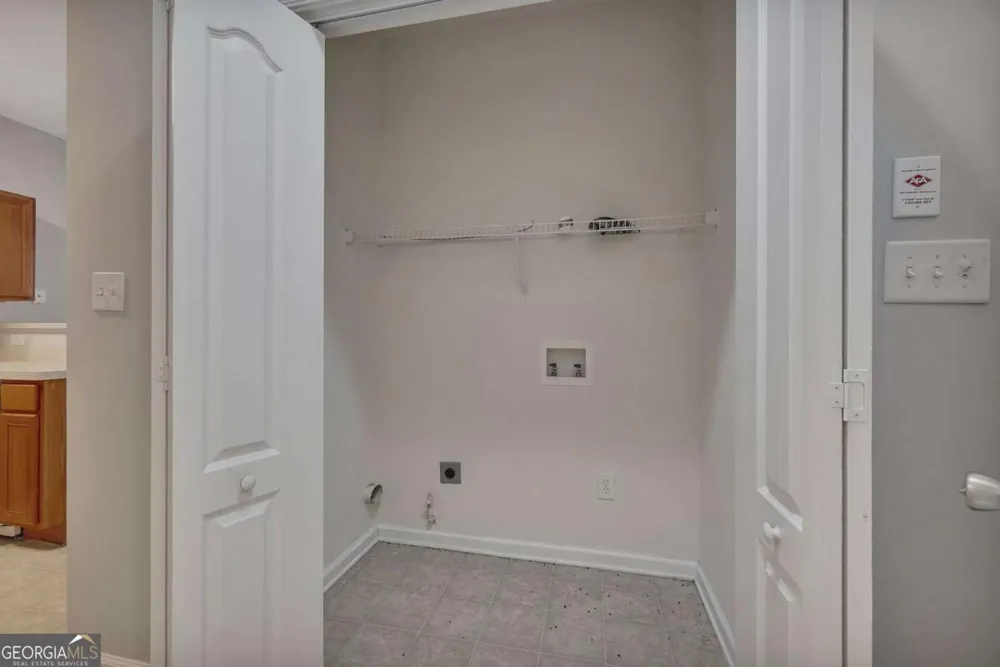 834 Ash ST Canton, GA 30114