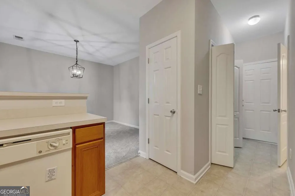 834 Ash ST Canton, GA 30114