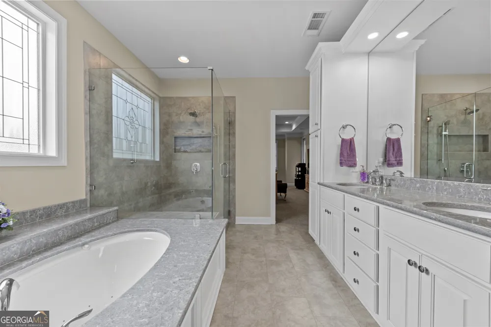 1011 Lofter PL Greensboro, GA 30642