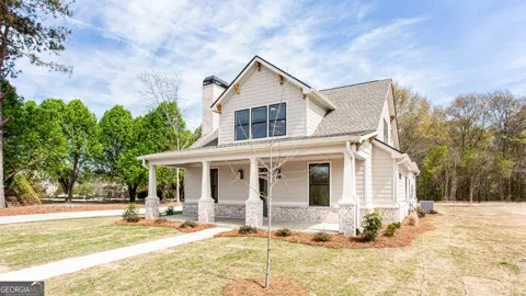 2044 Bennett RD