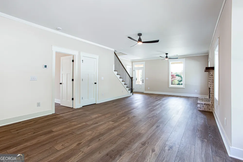 2044 Bennett RD Grayson, GA 30017